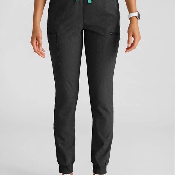 Uniform Advantage Pants - Easy STRETCH Olivia Women's Jacquard 7-Pocket Slim Leg Jogger Scrub Pant